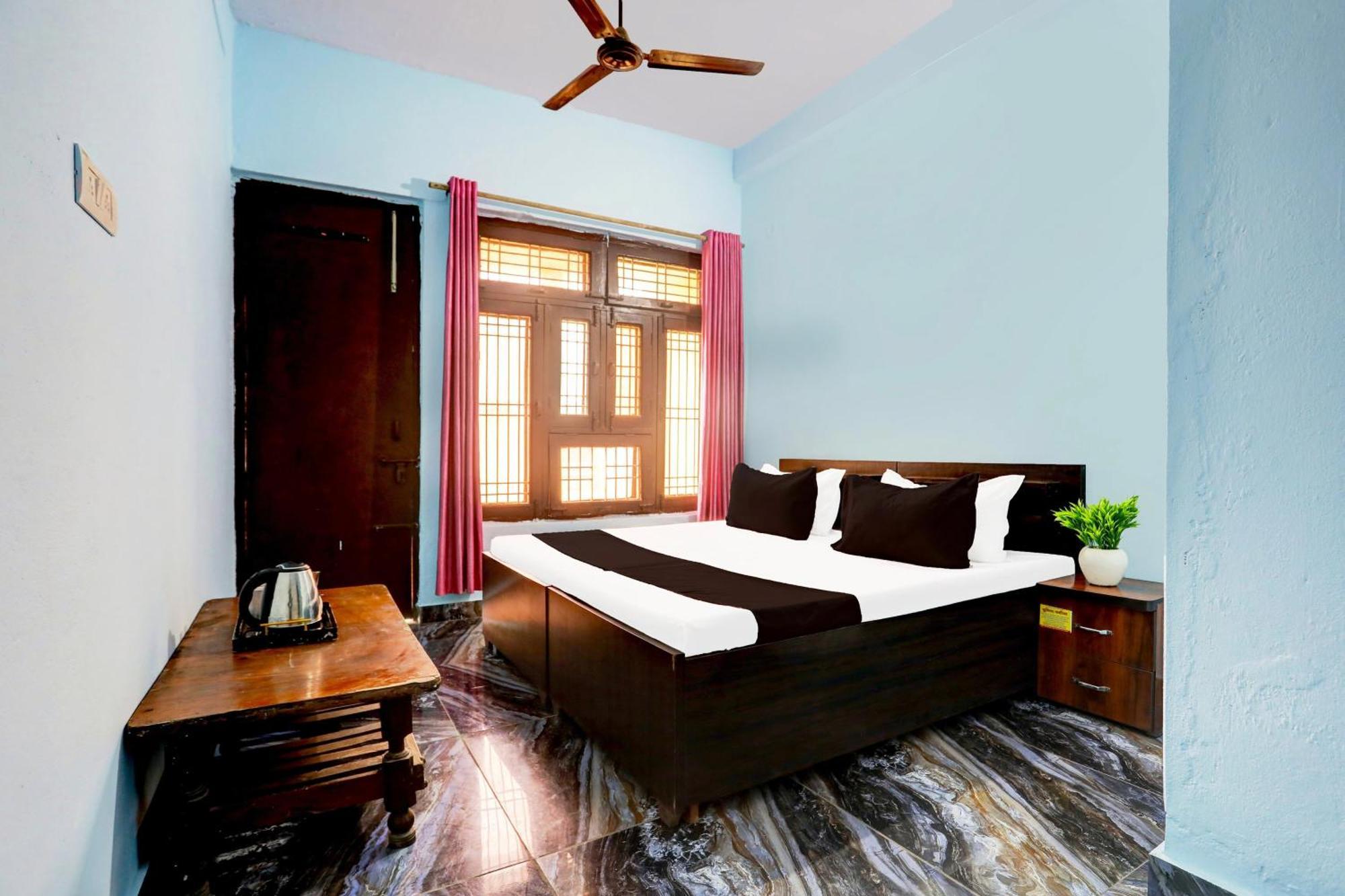 Spot On New Diamond Guest House Rudrapur 外观 照片